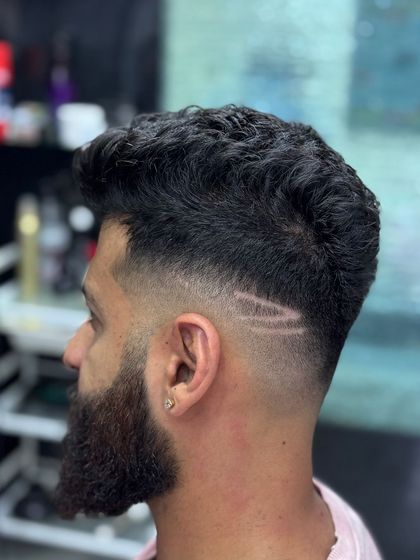 Deva rv - Men's Haircuts & Grooming Signature Fades & Tapers photo 30