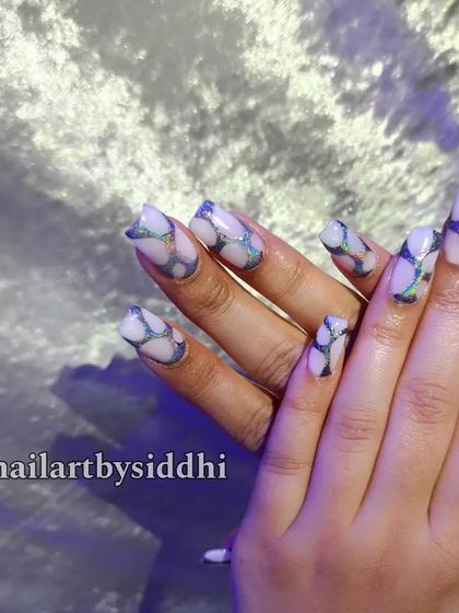 Trendy Textures: Chrome, Cat-Eye & Marble photo 10