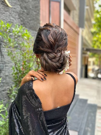 Dakshayini - Hairstyling Academy & Workshops Elegant Buns & Updos photo 12