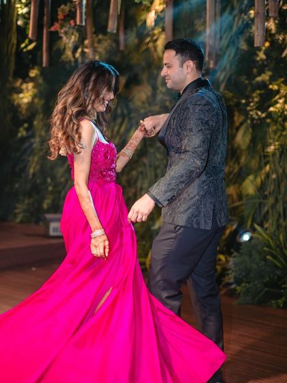 Taniya Dudani - Wedding & Sangeet Choreography Romantic Couple Dances photo 10