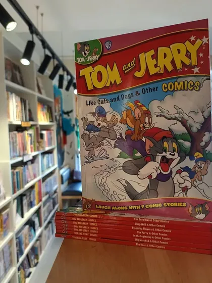Relive the classic, side-splitting slapstick of Tom & Jerry with this collection of seven comic stories.