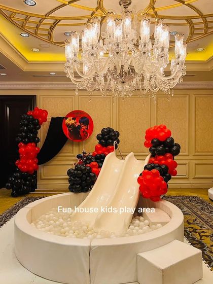 Chic All-White Setups photo 9