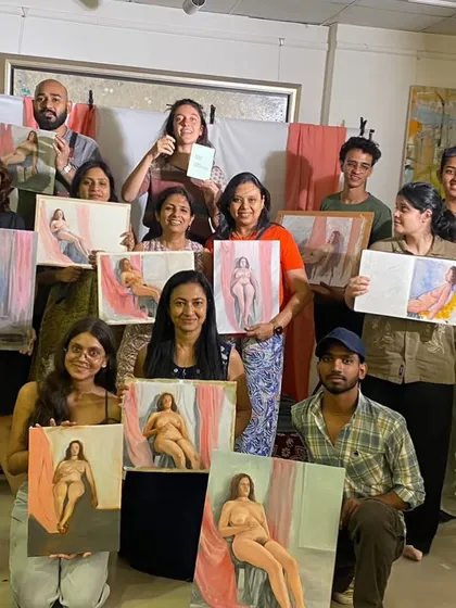 Another group photo from our figure study session. The sense of community and shared learning in these events is incredibly inspiring and rewarding.