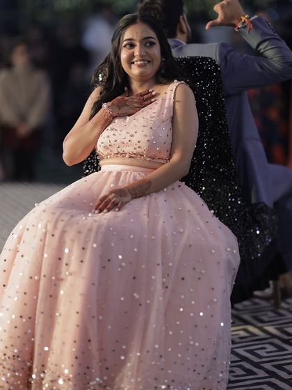 Having fun during the couple games! This is why I focus on long-lasting, comfortable makeup.