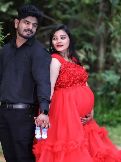 Costume Bank - Photoshoot & Videography Packages Maternity & Family Portraits photo 58