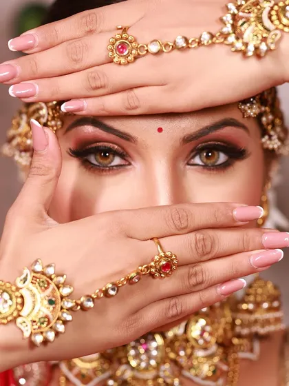 The eyes tell a story. This close-up shot highlights my passion for detailed eye makeup, featuring a perfectly executed winged liner, rich eyeshadow, and defined brows that frame the face beautifully.