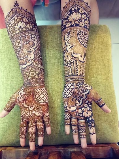 Shaikh Yasmeen - Bridal Mehendi Traditional Storytelling Mehendi photo 6