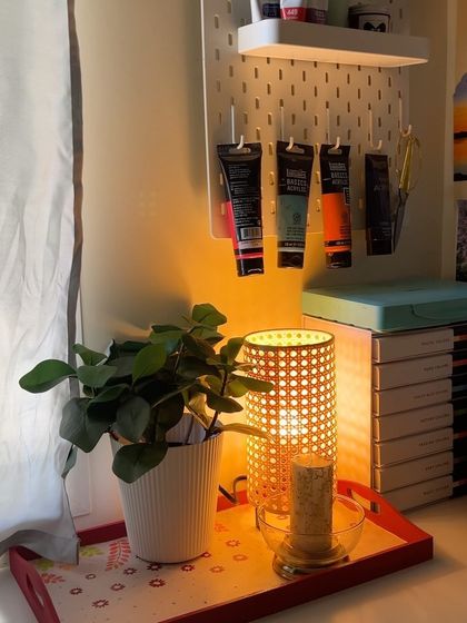 Another shot of the cozy lamp corner.