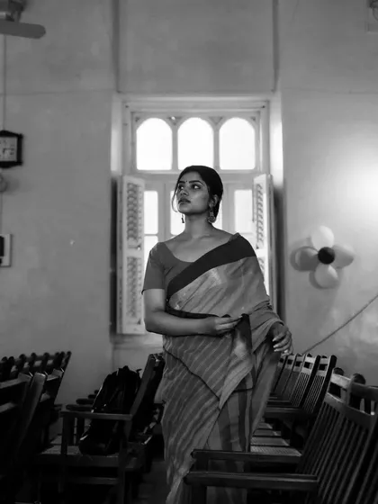 A full series shot around Colaba and CST, blending historic architecture with elegant saree styling. The mix of color and black and white photos shows the versatility of the location and the mood we can create.
