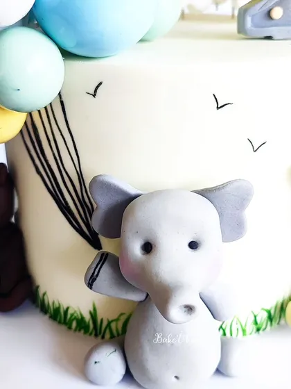 A close-up of the elephant topper from Avyukt's cake. The hand-painted details and gentle expression make it extra special.