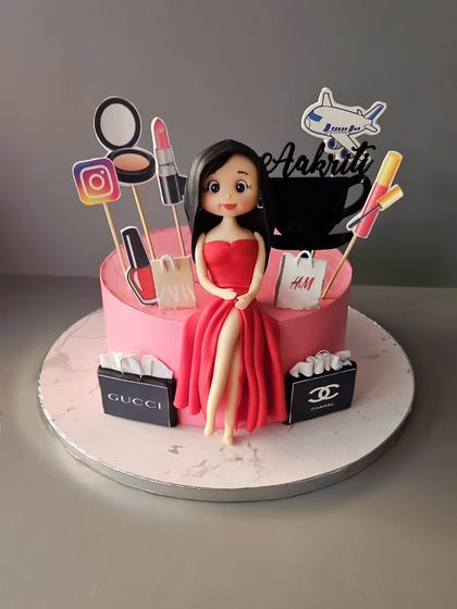 Sampada - Custom Designer Cakes For Her: Birthdays & Special Days photo 7