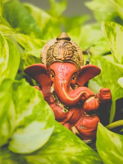 When Lord Ganesha broke his tusk to write the Mahabharata, he taught us that sacrifice and adaptation can help us overcome any challenge. Let us channel his strength in our lives.