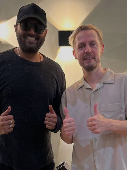 Thumbs up with Stereo Express after his fabulous set. His music always delivers a great vibe.