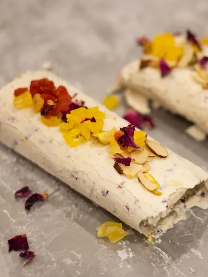 Our live Mishti Malai station is pure theatre. We craft these delicate, frozen rolls of creamy indulgence right before your eyes, finishing them with slivered almonds and edible flower petals for a dessert that is as beautiful as it is delicious.