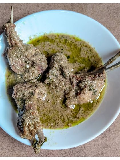 Bannur Mutton Chops in a rich pepper gravy. This family recipe uses an assortment of whole spices and lots of black pepper, creating a perfect accompaniment for dosa, idli, or akki rotti.