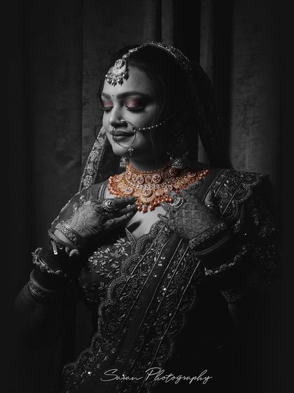 Artistic Bridal Portraits photo 19