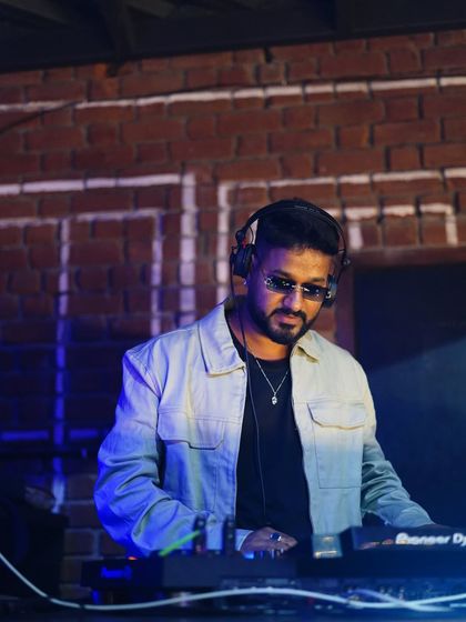 DJ Bose - Private Event DJ Behind the Decks photo 4