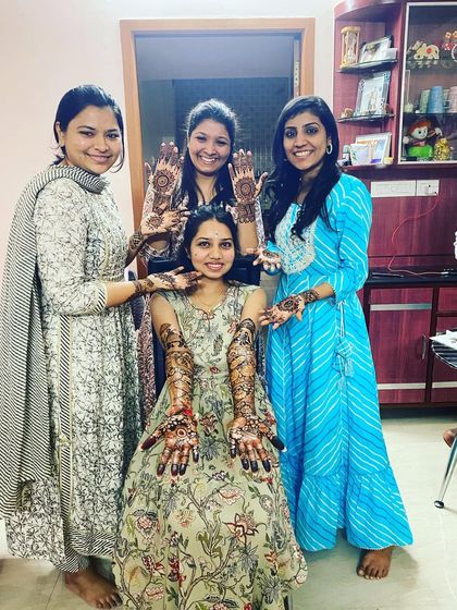 Dinesh Mehandi Arts - Special Occasion & Festive Mehendi Happy Clients & Group Celebrations photo 8