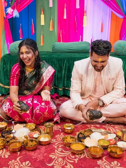 The whole family joins in the fun during this colorful Maharashtrian pre-wedding ceremony.