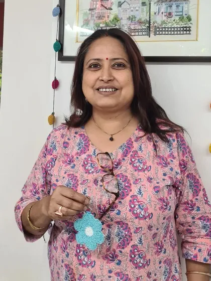 This participant's blue flower charm is a perfect example of the delicate and beautiful items you can make.