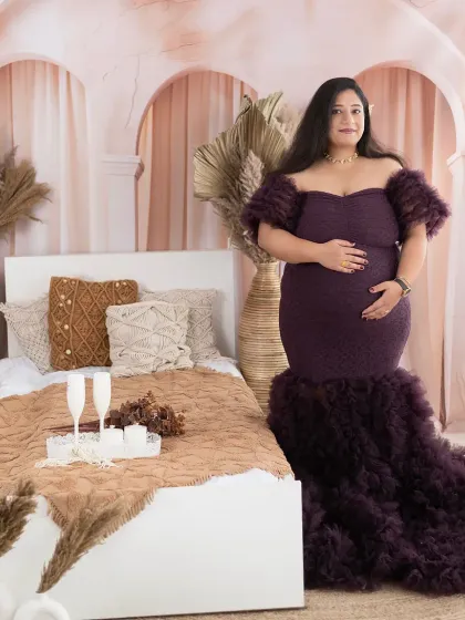 Lens And Stories - Maternity Photography The Glow of Motherhood: Solo Portraits photo 35