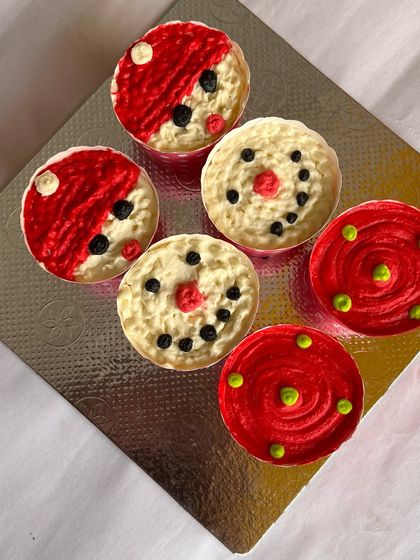 A tray of our Christmas-themed pupcakes, featuring a variety of fun and festive designs.