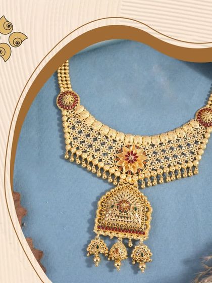 Adorn your customers with this stunning yellow gold bridal necklace. The intricate design features red enamel work and a traditional pendant, making it a perfect accessory for wedding attire.
