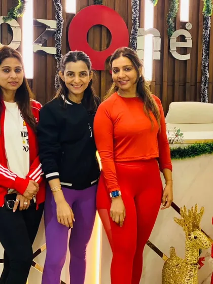 More smiles from our Christmas celebration. Our members are the heart of our community, and we love seeing them connect and share joyful moments at the gym.