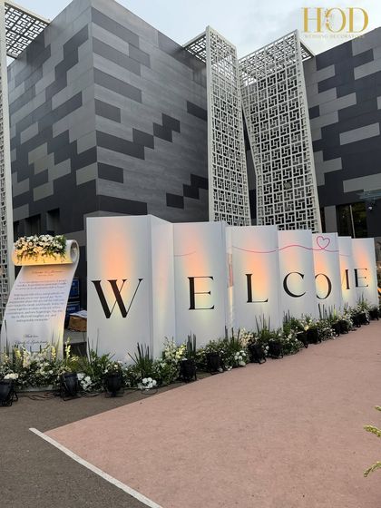 Grand Entrances & Aisles photo 66