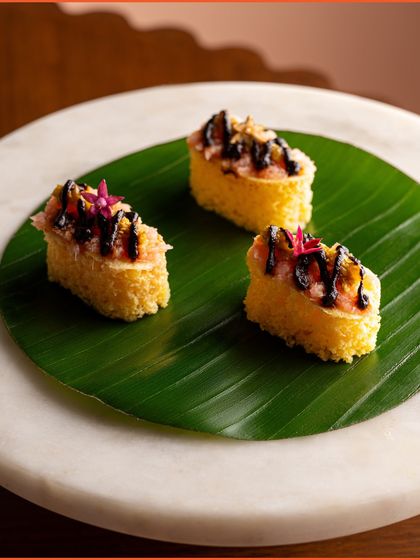 For three nights only, we came together with the iconic Tiffin Room from Raffles Singapore to explore shared roots and a menu that moves across cities, cultures, and courses.