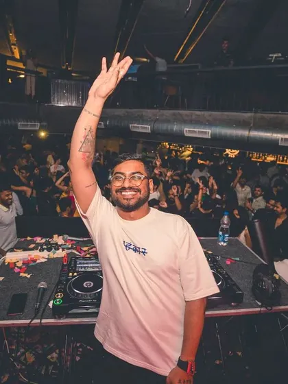 The connection with the crowd is everything. Seeing smiling faces and hands in the air, feeling that shared energy, is why I love what I do. This was a special moment at Flo on Church Street.