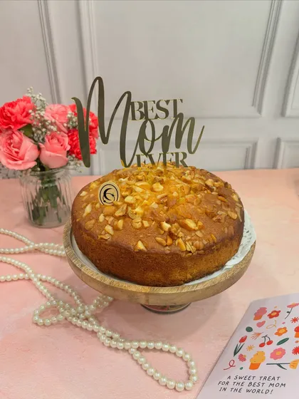 We love being part of your family celebrations. Here's one of our classic cakes decorated for a special "Best Mom Ever."