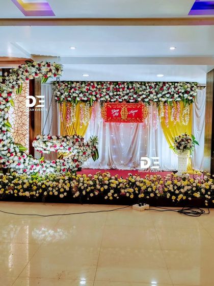 Dream Events - Large-Scale Floral Installations Naming Ceremony & Cradle Decor photo 4
