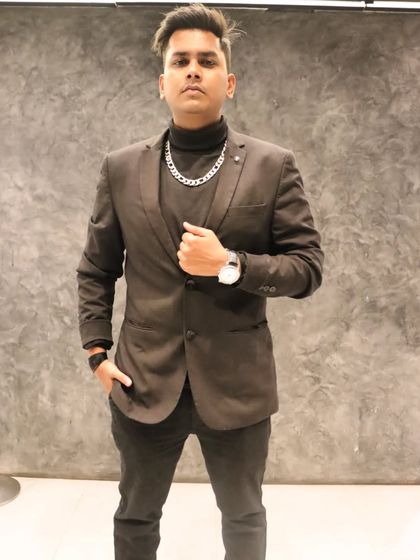 Behind the Decks photo 19