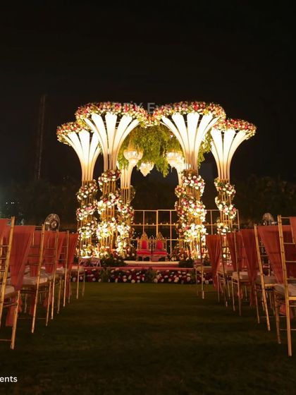 Grand Wedding Mandaps & Ceremonies photo 14