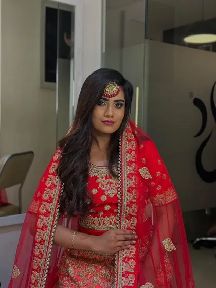 Grace, detail, and tradition come together in this gorgeous Muslim bridal look created by our students. We ensure our curriculum covers a diverse range of cultural styles.