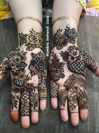 A still shot of the two complementary designs. You can really see the different patterns, from netting to bold florals.