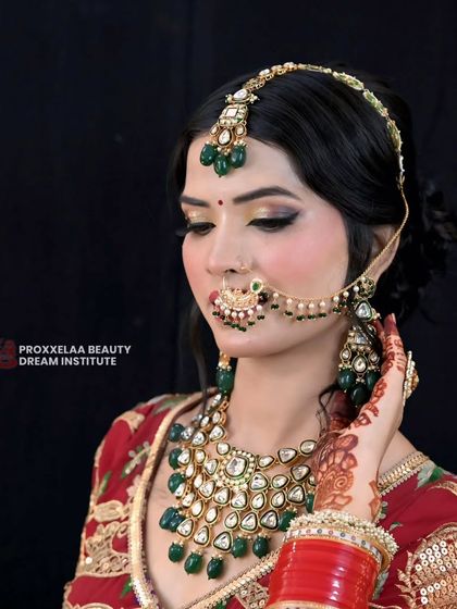 A softer, more demure pose. The makeup looks just as stunning from this angle, highlighting the smooth, airbrushed-like finish of the skin.