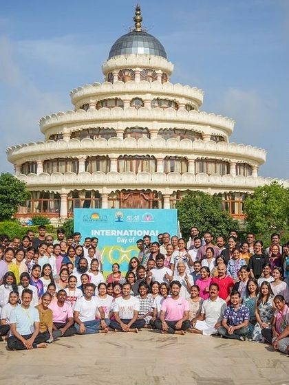 Art of Living - Spiritual Retreats & Campus Experience A Day at the Ashram: Sadhana, Satsang & Stillness photo 5