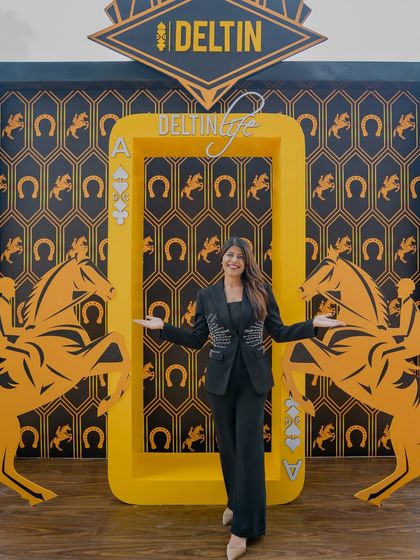 Ruchi Shah - Corporate Event Hosting Event Looks & Professional Portraits photo 4