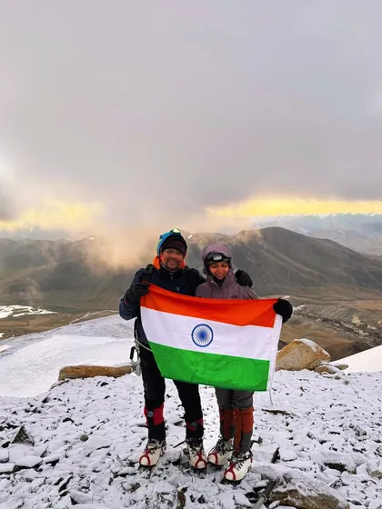Summiting two peaks over 6200 meters in just 8 days in Ladakh. Our runners Rajeev, Rasesh, and Poonam holding the Indian flag high.