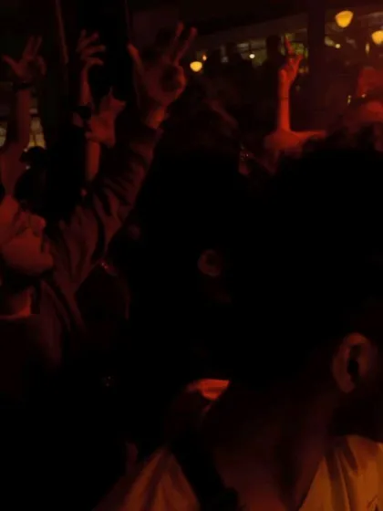 The crowd at Arcade 140, fully immersed in the bass.