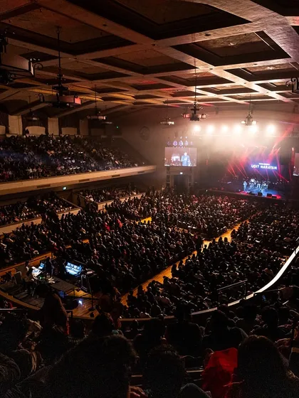Another perspective of the massive crowd in San Jose.