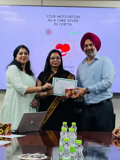 It was an honor to be appreciated for my work with caregivers at Fortis. Helping healthcare professionals manage their own health and motivation is a part of my work that I find incredibly rewarding.
