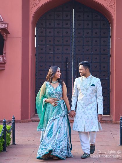 Innfinites Photography - Pre-Wedding Photoshoot & Film Grand Palaces & Royal Courtyards photo 4