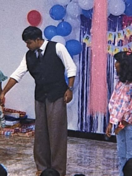 Birthday Party Magic photo 13