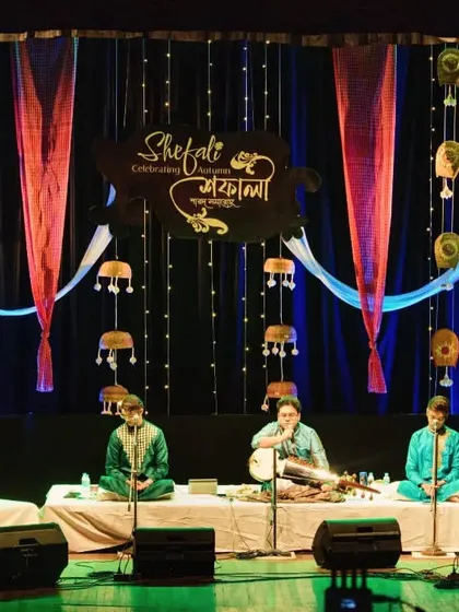 On stage with an ensemble of amazing musicians for 'Shefali', an autumnal presentation by Infosys Foundation and Bharatiya Vidya Bhavan.