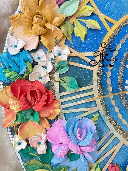 Jashn-e-Kala by Sakshi - Custom Russian Sculpture Decor Custom Wall Clocks photo 13