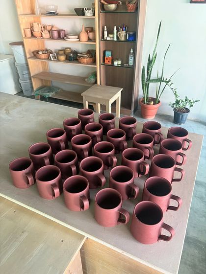 An army of mugs for the Lagavi collaboration, all lined up and ready for the next stage of the process.