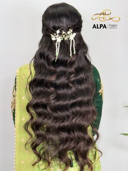 Handmade Floral & Hair Accessories photo 12